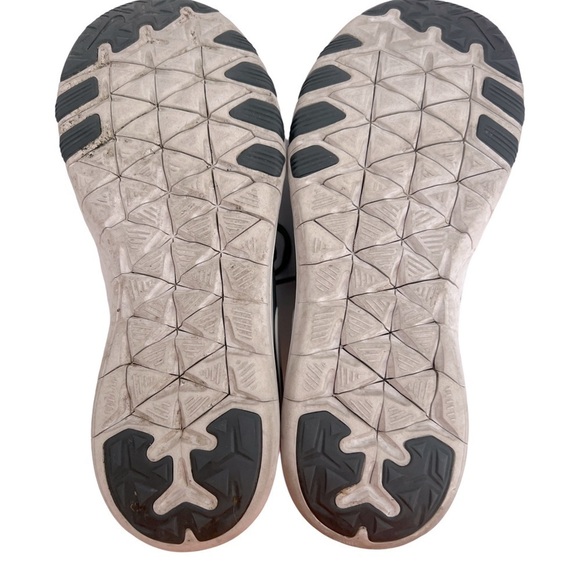 NIKE • Women’s Free Grey Training Running Athletic Tennis Shoes - Picture 6 of 10